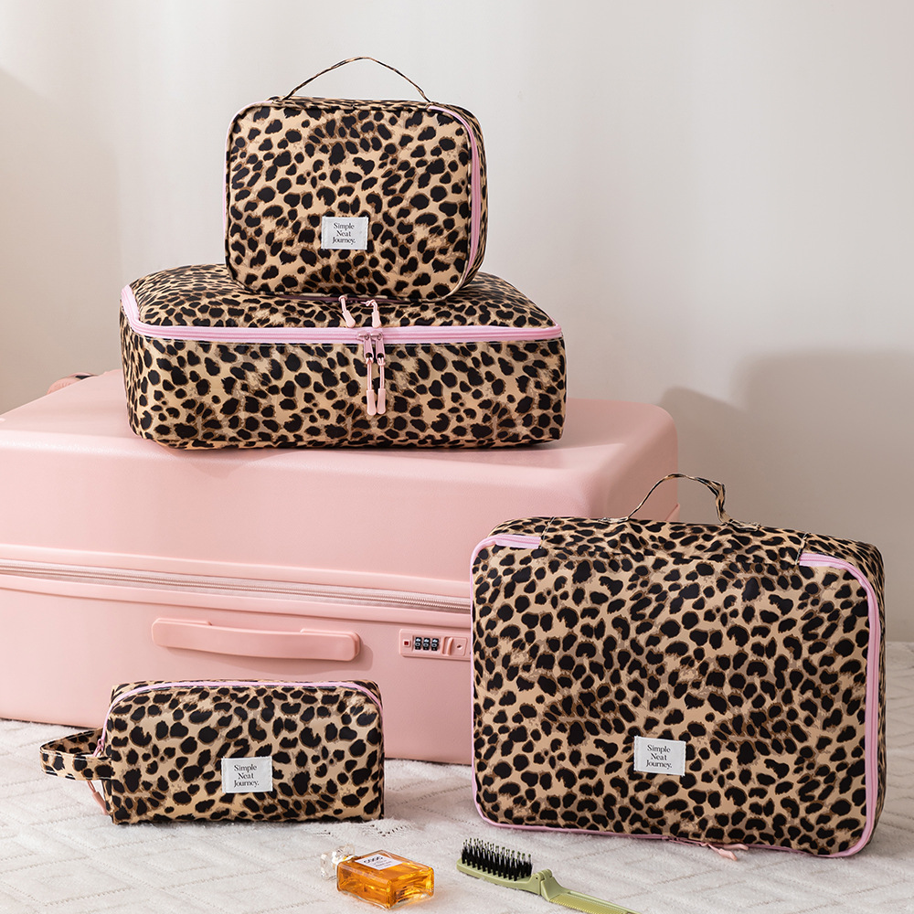 Leopar Makyaj Çantası Tuvalet  - Travel Accessories Comfort incelemesi ve fiyatı